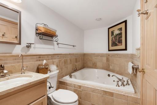 500 Oxford Road, Long Lake, MN 55356