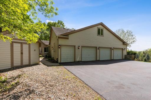 Large 3 Stall Garage, Workshop and Storage Shed