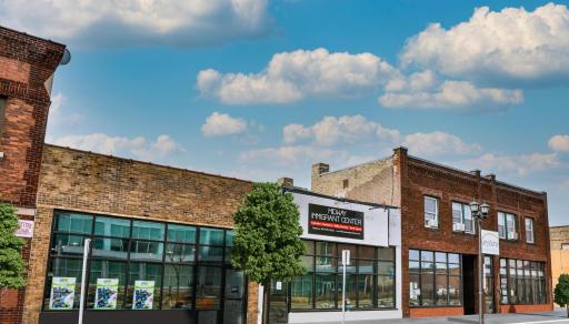 Exterior - 1910 University Ave W & 1912 University Ave W 4.jpg