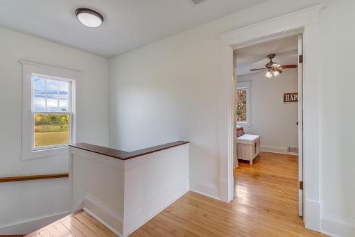 11981 Eaken Avenue SE, Delano, MN 55328