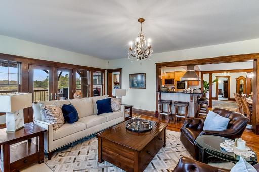 11981 Eaken Avenue SE, Delano, MN 55328