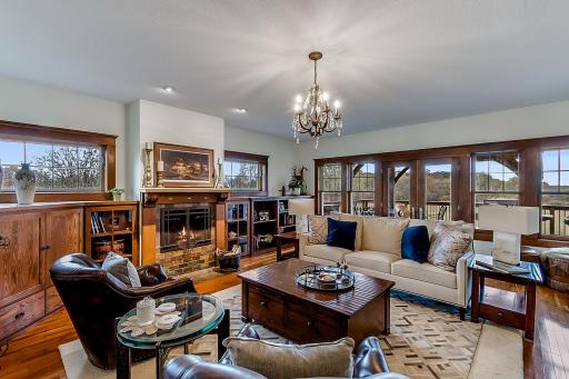 11981 Eaken Avenue SE, Delano, MN 55328