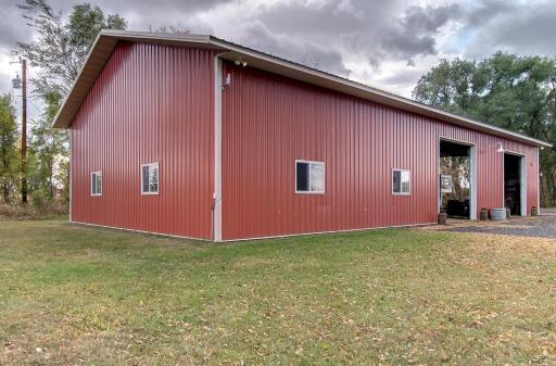 11981 Eaken Avenue SE, Delano, MN 55328