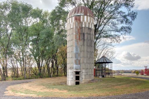 11981 Eaken Avenue SE, Delano, MN 55328