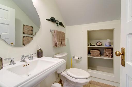 11981 Eaken Avenue SE, Delano, MN 55328