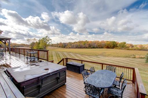 11981 Eaken Avenue SE, Delano, MN 55328