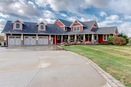 11981 Eaken Avenue SE, Delano, MN 55328