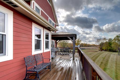 11981 Eaken Avenue SE, Delano, MN 55328