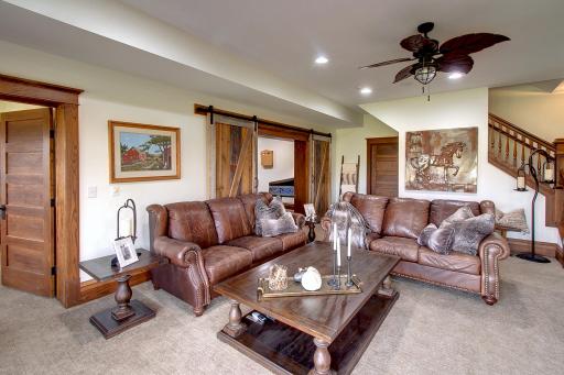 11981 Eaken Avenue SE, Delano, MN 55328