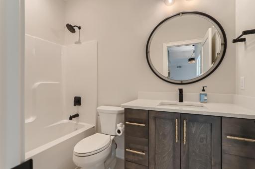 4005 Haven Woods Court, Eagan, MN 55123