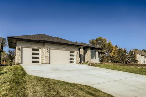 4005 Haven Woods Court, Eagan, MN 55123