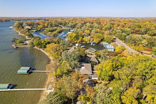 2775 Shadywood Road, Excelsior, MN 55331