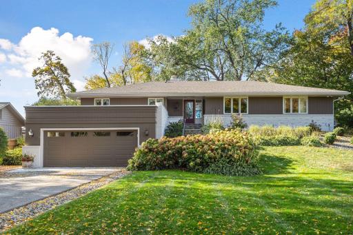 2775 Shadywood Road, Excelsior, MN 55331