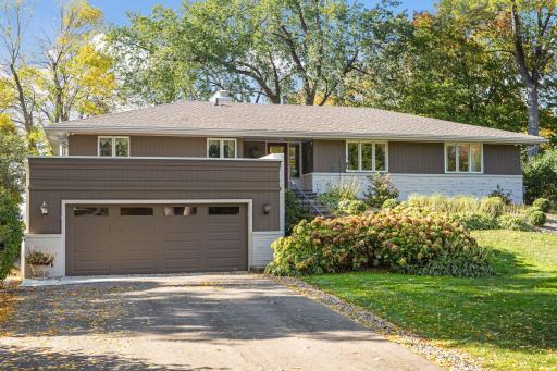 2775 Shadywood Road, Excelsior, MN 55331
