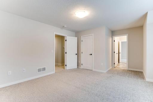 16497 64th Avenue N, Maple Grove, MN 55311