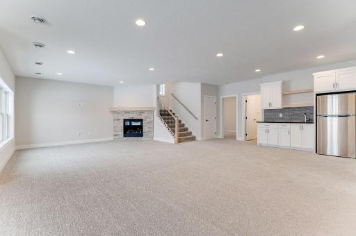 16497 64th Avenue N, Maple Grove, MN 55311