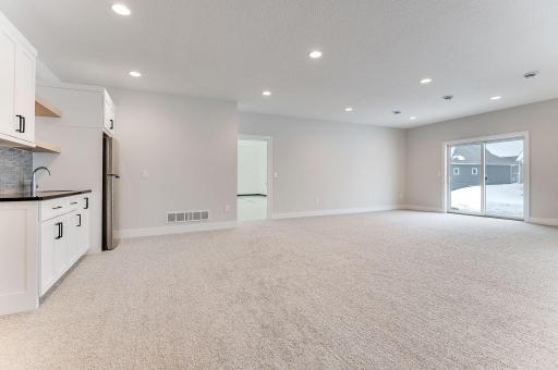 16497 64th Avenue N, Maple Grove, MN 55311