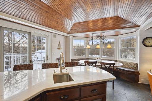 3921 Tramore Lane, Wayzata, MN 55391