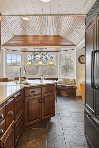 3921 Tramore Lane, Wayzata, MN 55391