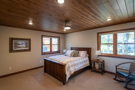 Guest bedroom #1