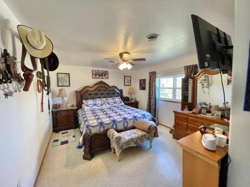 29272 US Highway 14, Lamberton, MN 56152