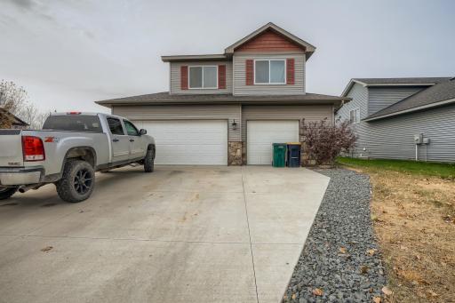 21195 Cambridge Way, Farmington, MN 55024