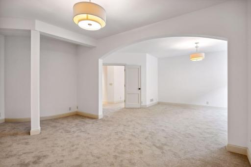 18734 Melrose Chase, Eden Prairie, MN 55347
