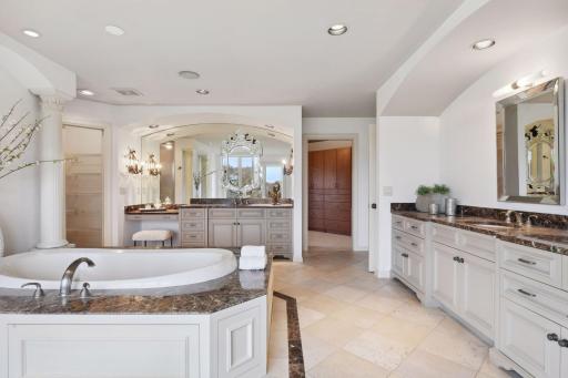 18734 Melrose Chase, Eden Prairie, MN 55347