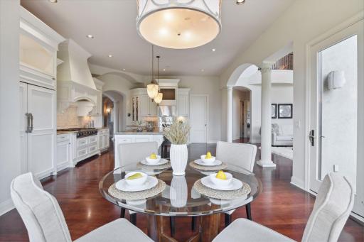 18734 Melrose Chase, Eden Prairie, MN 55347