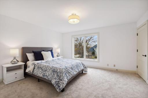 18734 Melrose Chase, Eden Prairie, MN 55347