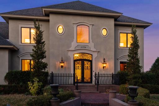 18734 Melrose Chase, Eden Prairie, MN 55347