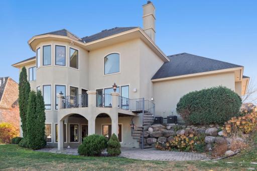 Large paver patio adds great family and guest space!