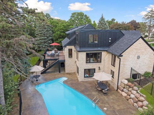 4828 W Sunnyslope Road, Edina, MN 55424