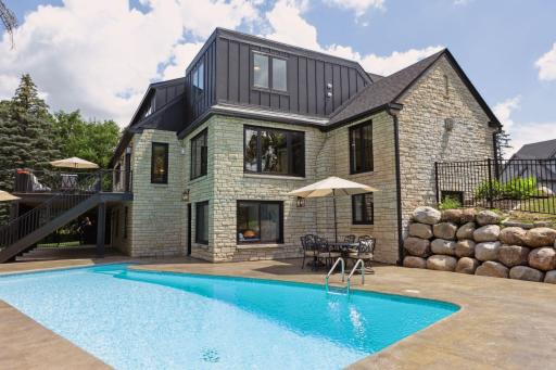 4828 W Sunnyslope Road, Edina, MN 55424