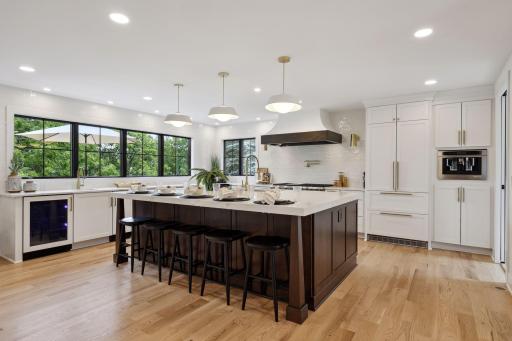 4828 W Sunnyslope Road, Edina, MN 55424