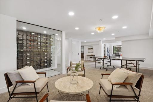 4828 W Sunnyslope Road, Edina, MN 55424