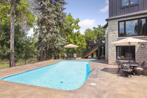 4828 W Sunnyslope Road, Edina, MN 55424