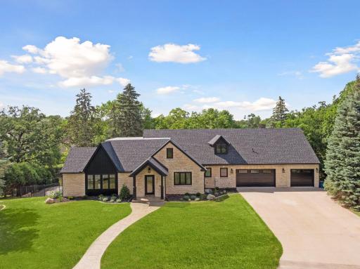 4828 W Sunnyslope Road, Edina, MN 55424