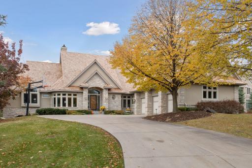 Gorgeous L. Cramer home on a very special lot in Bearpath