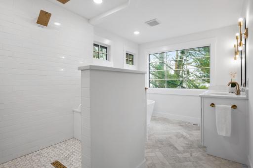 2137 Ashland Lane, Mound, MN 55364
