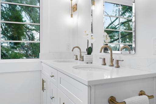 2137 Ashland Lane, Mound, MN 55364