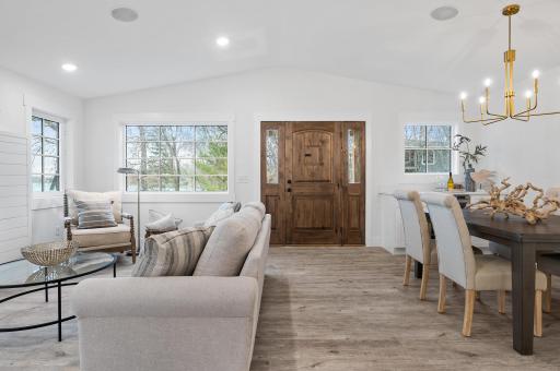 Stunning front door, open and comfortable LR/DR/Ktch area