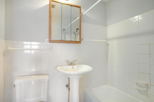 Photo for 440 Ridgewood Avenue, 104, Minneapolis, MN 55403 - Listing #6274623 440 Ridgewood Avenue, 104, Minneapolis, MN 55403