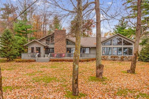 2240 Hunters Point Road SW, Nisswa, MN 56468