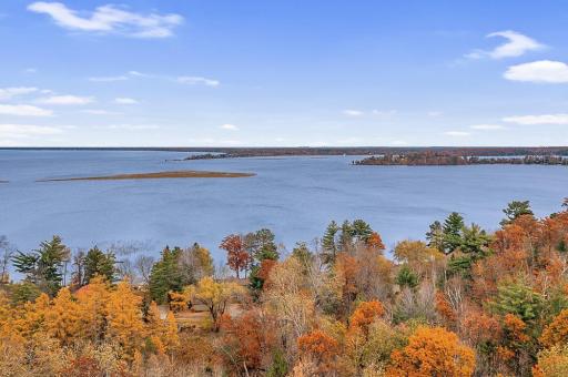 2240 Hunters Point Road SW, Nisswa, MN 56468