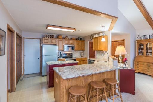 2240 Hunters Point Road SW, Nisswa, MN 56468