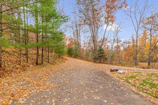 2240 Hunters Point Road SW, Nisswa, MN 56468