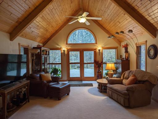 Photo for 503 Shorewood Drive, International Falls, MN 56649 - Listing #6302470 503 Shorewood Drive, International Falls, MN 56649