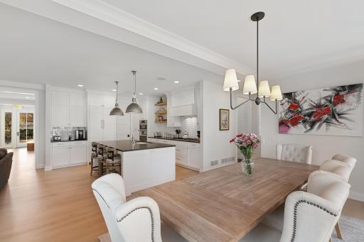 5933 Saint Johns Avenue, Edina, MN 55424