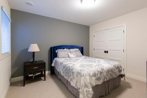 5933 Saint Johns Avenue, Edina, MN 55424